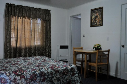 Western Motel image 25